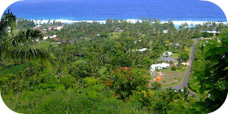 >>> View from hospital hill terrace to Arorangi / photo © cookislands.com