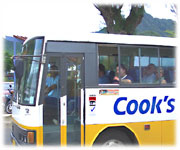 Cook´s bus in Avarua